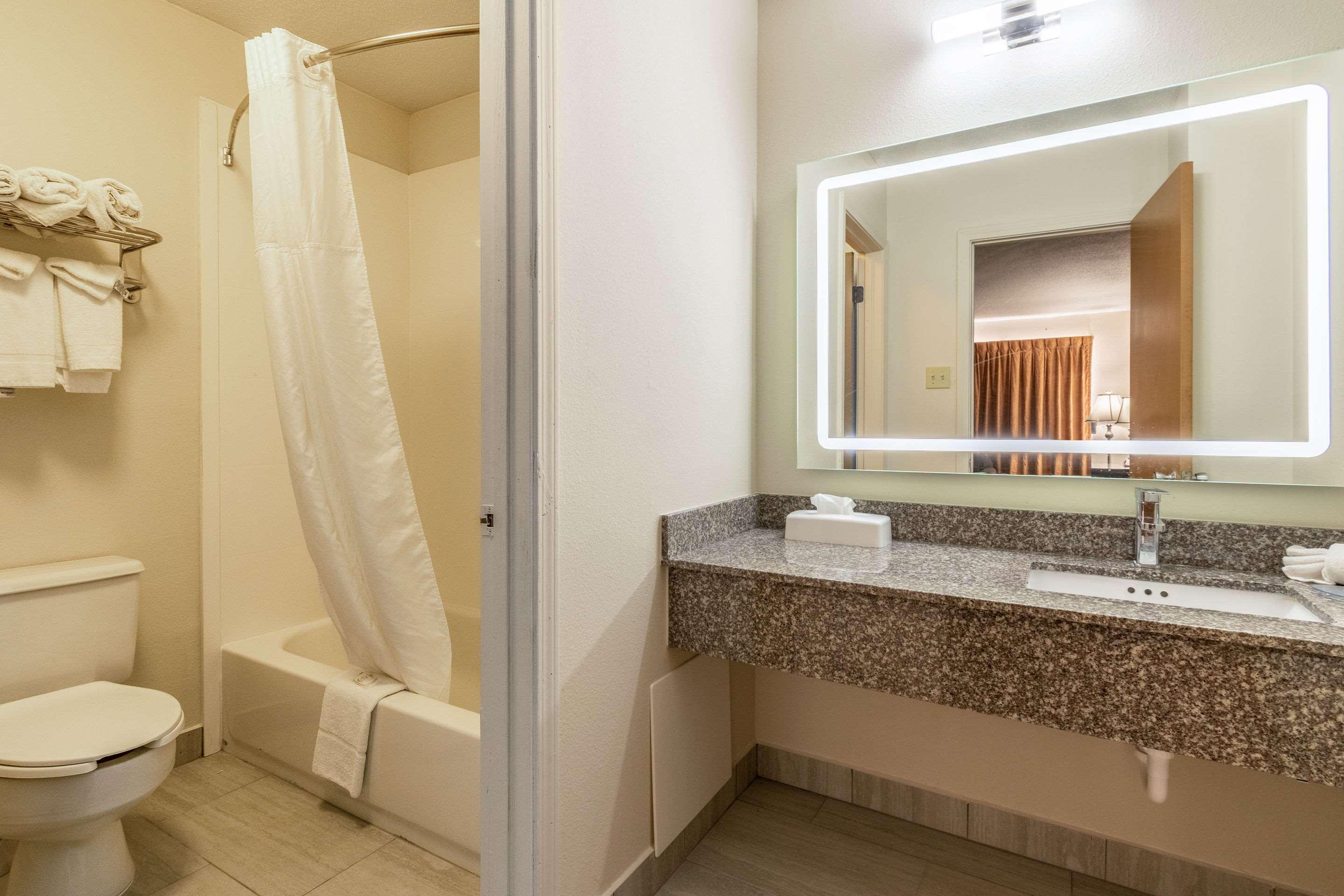 Quality Inn Bloomsburg Zewnętrze zdjęcie